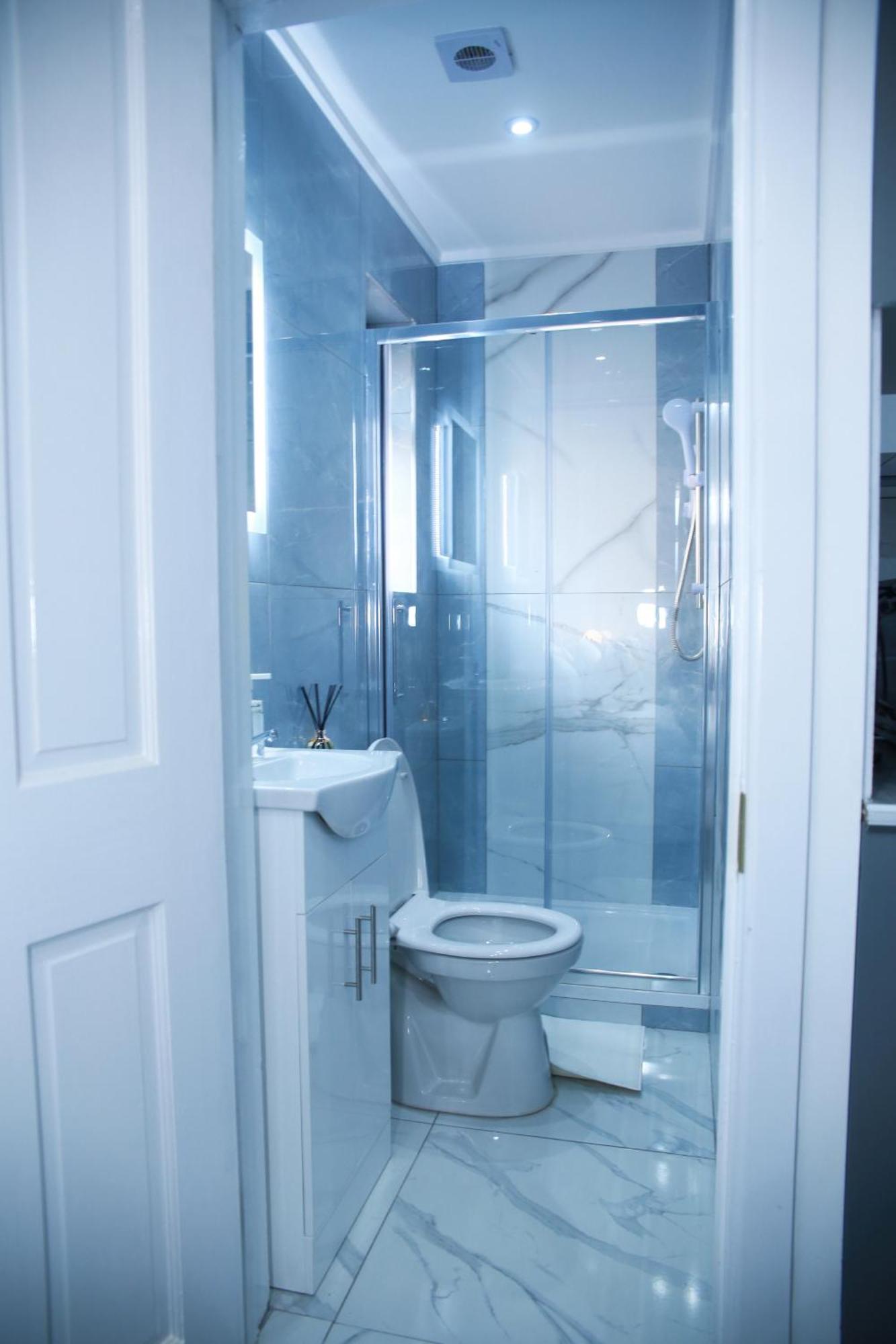 شقة Harrow Luxury Flat With Free Parking. لندن المظهر الخارجي الصورة